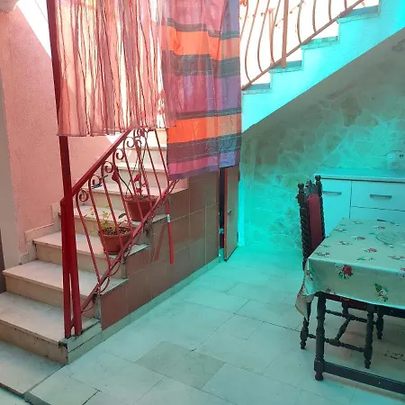Apartmani Ana Leko Apartment